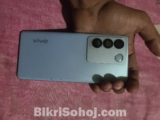 Vivo V27